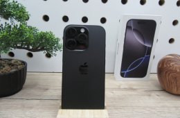 Apple iPhone 15 Pro Max - Black Titanium - Használt, karcmentes