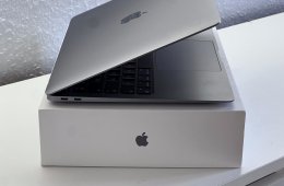 MacBook Air 2020 13 M1 256GB 2 ÉV Garanciával Számlával
