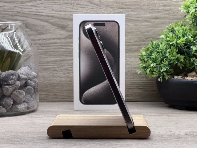 Hibátlan iPhone 15 Pro Natural Titanium 256GB 2 ÉV Garanciával Számlával