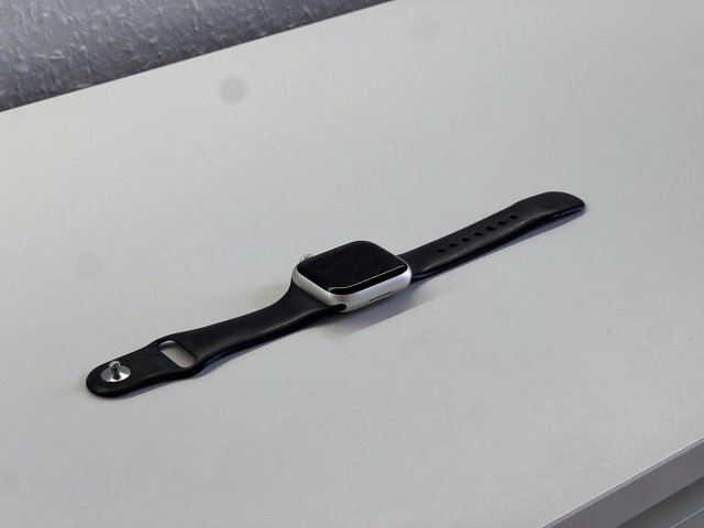 Apple Watch S7 Silver CEL 41MM 2 ÉV Garanciával Számlával