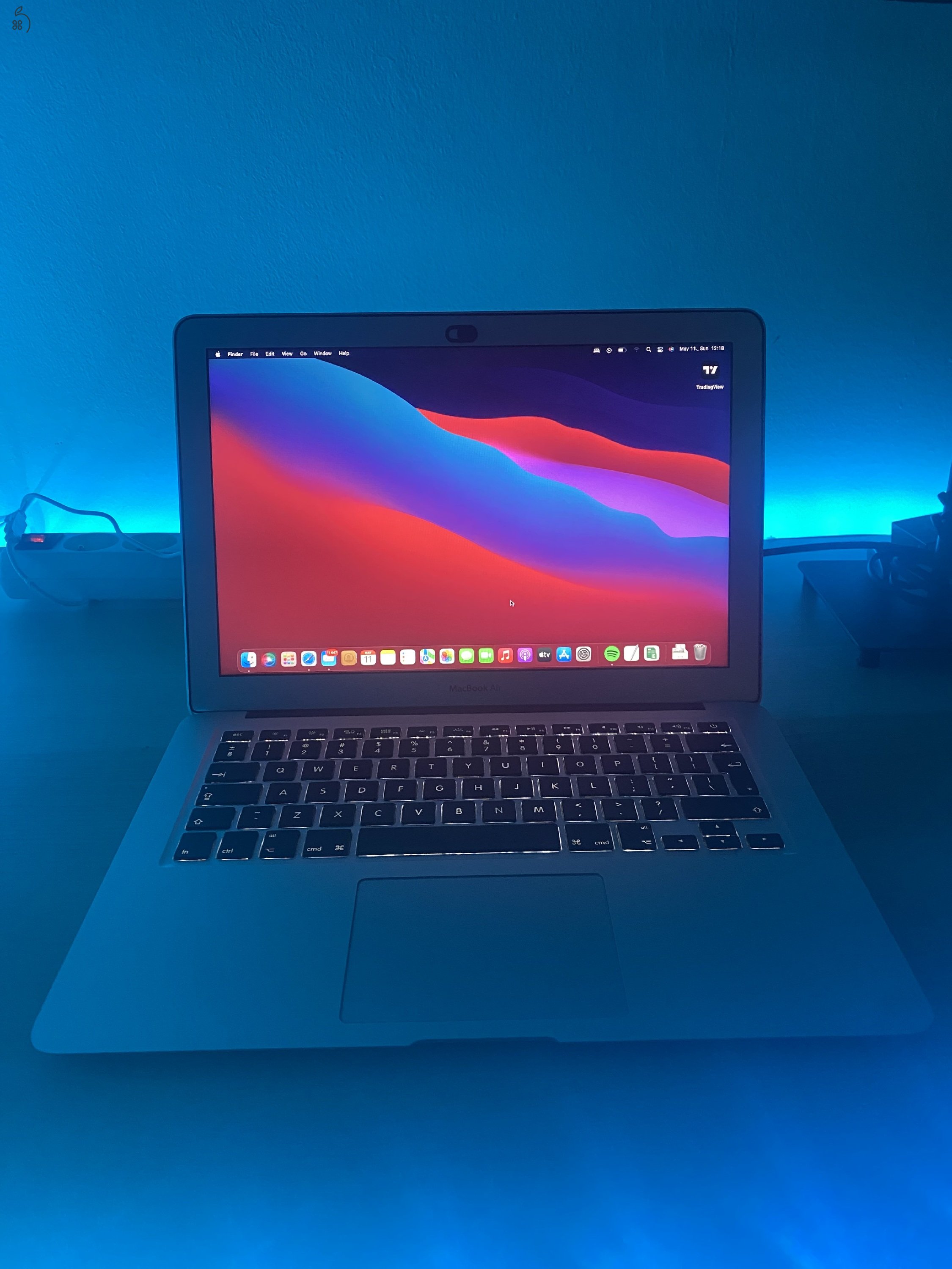 APPLE MACBOOK AIR (2017) 13” 8GB 128GB