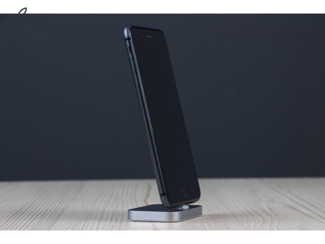 Apple iPhone 8 Plus 64GB Space Gray C US-5832
