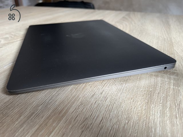MacBook Air 2019 13