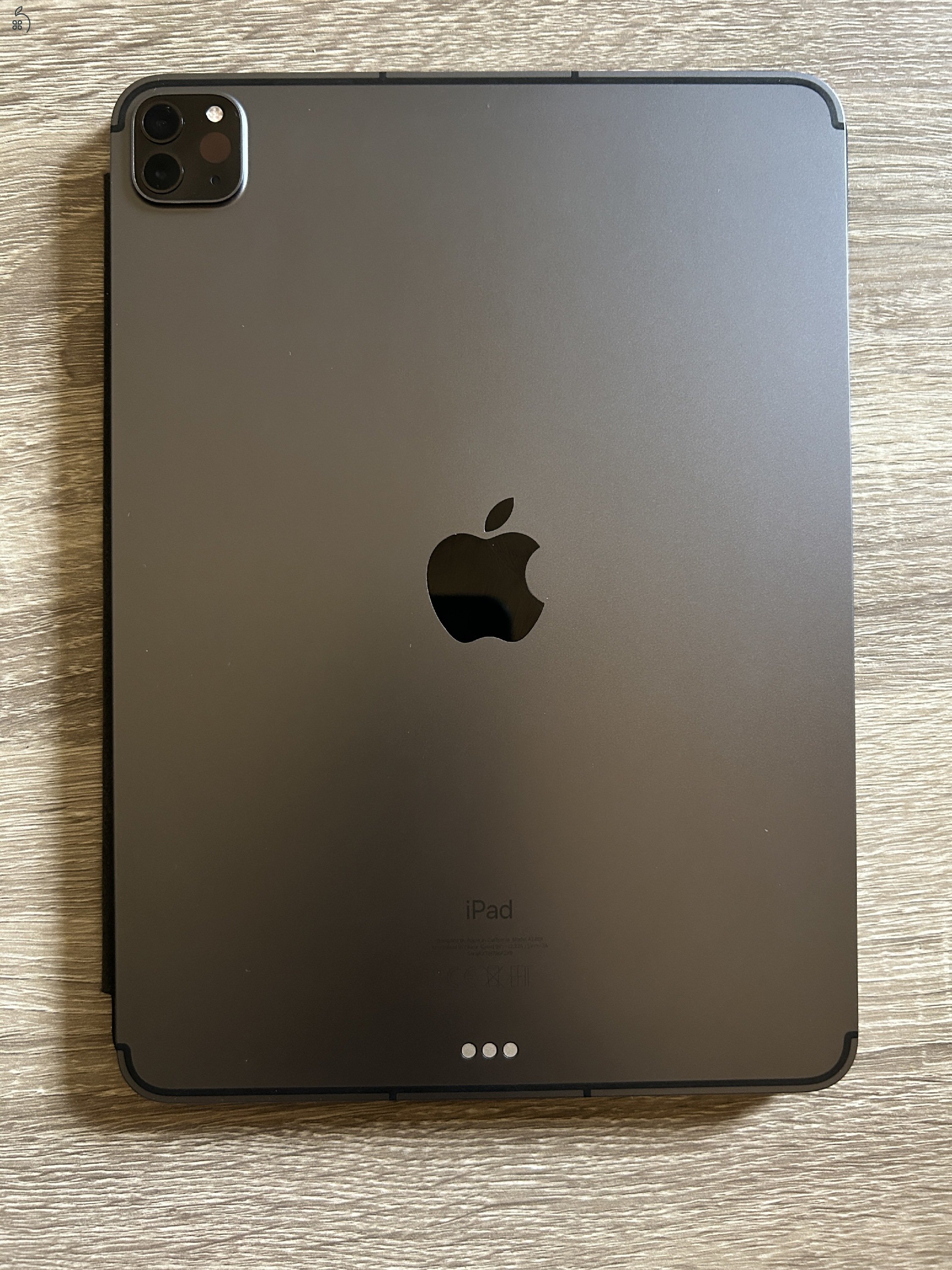 iPad Pro, 11-inch (3rd generation) Wi-Fi Cellular, 256GB, Space Gray