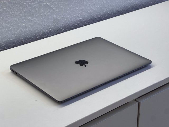 MacBook Air 2020 13 M1 256GB 2 ÉV Garanciával Számlával