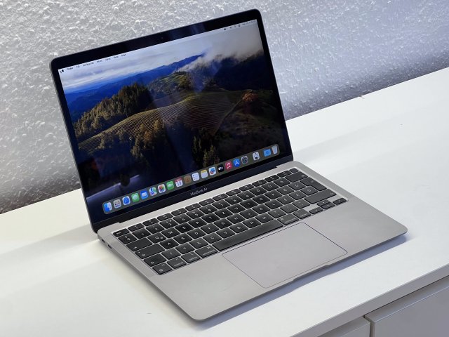 MacBook Air 2020 13 M1 256GB 2 ÉV Garanciával Számlával