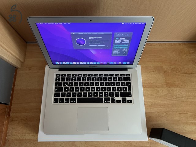 2017 MacBook Air 13 / i5 / 8GB / 128GB SSD / Új 100% Aksival / Eladó ! ! !
