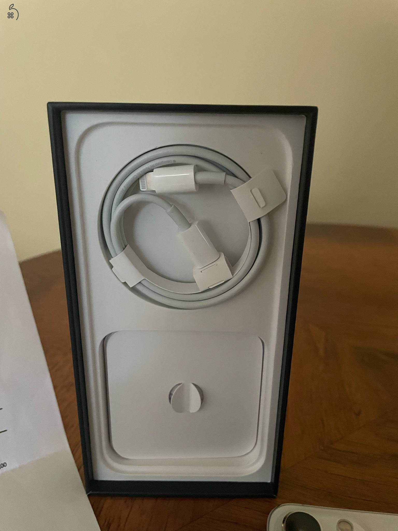 Eladó iphone 13 pró újszerű állapotban   