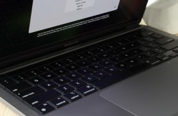 Apple Macbook Pro 13