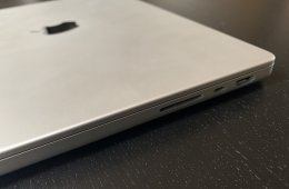 makulátlan MacBook Pro 14