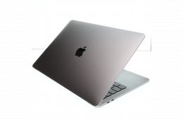!! 1 ÉV GARANCIA !! Apple MacBook Pro 13″ 2020 256 GB Space Gray M1 8 GB SSD