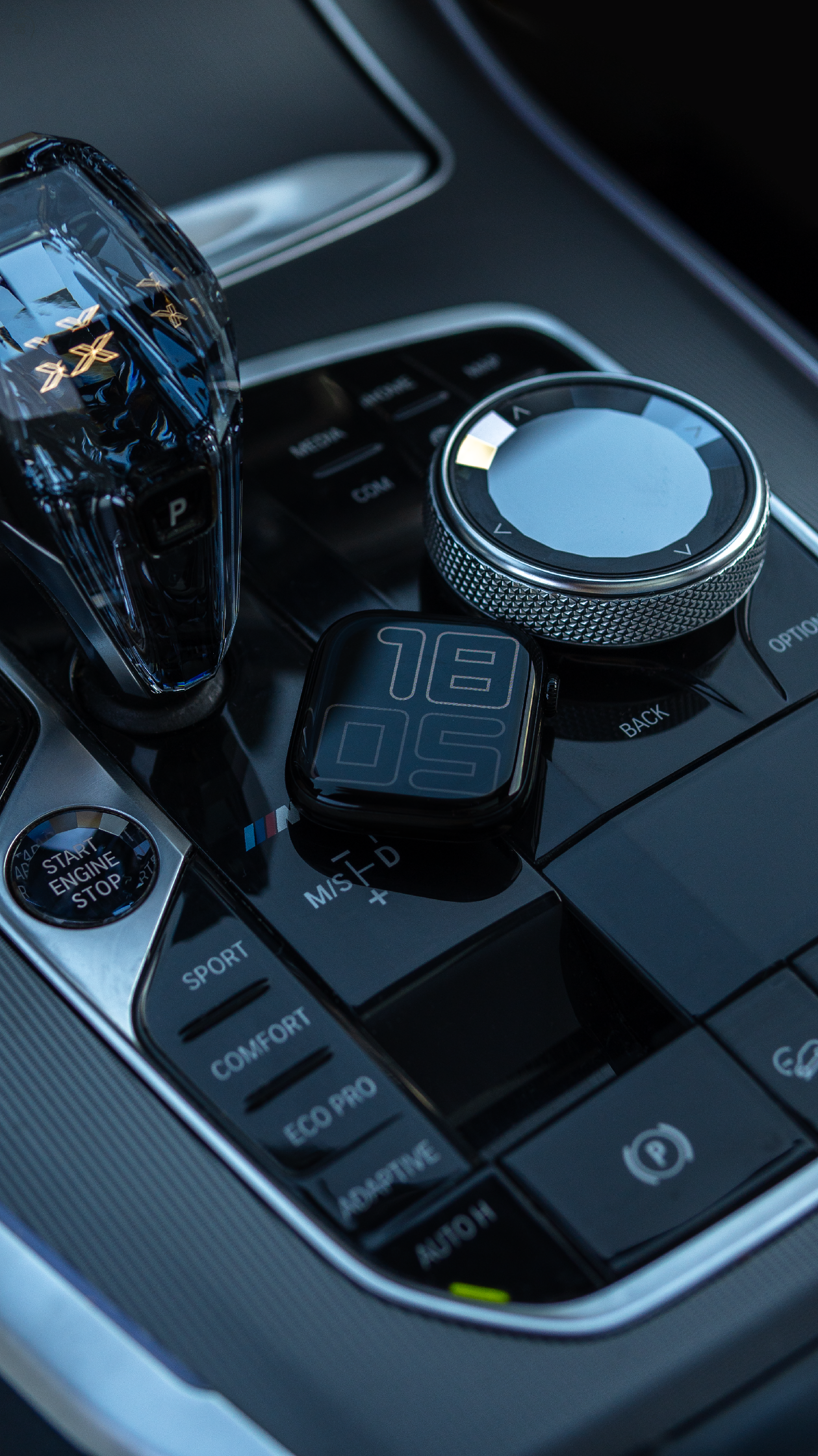 Eladó Apple Watch Series 10 – 46mm Jet Black