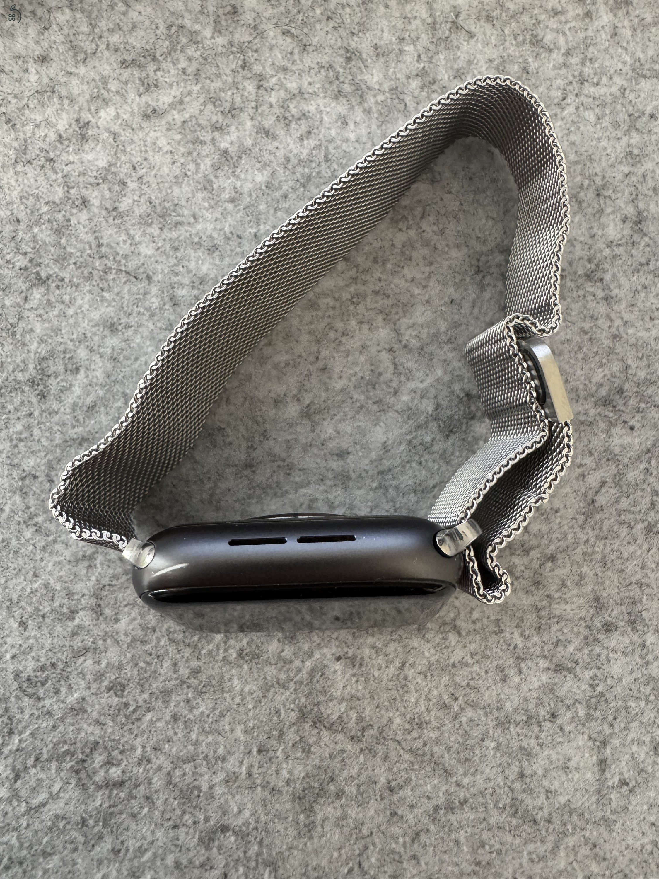 Apple Watch S5 - 44MM
