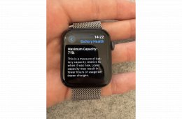 Apple Watch S5 - 44MM