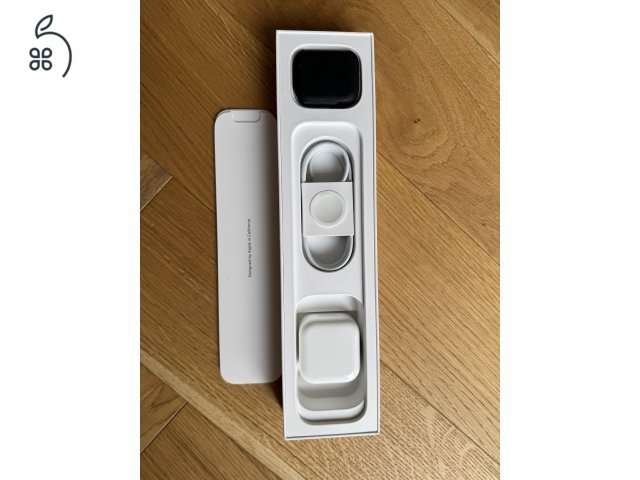 Apple Watch S5 - 44MM
