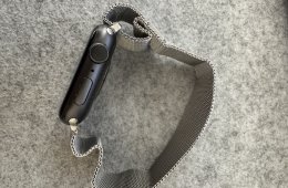 Apple Watch S5 - 44MM
