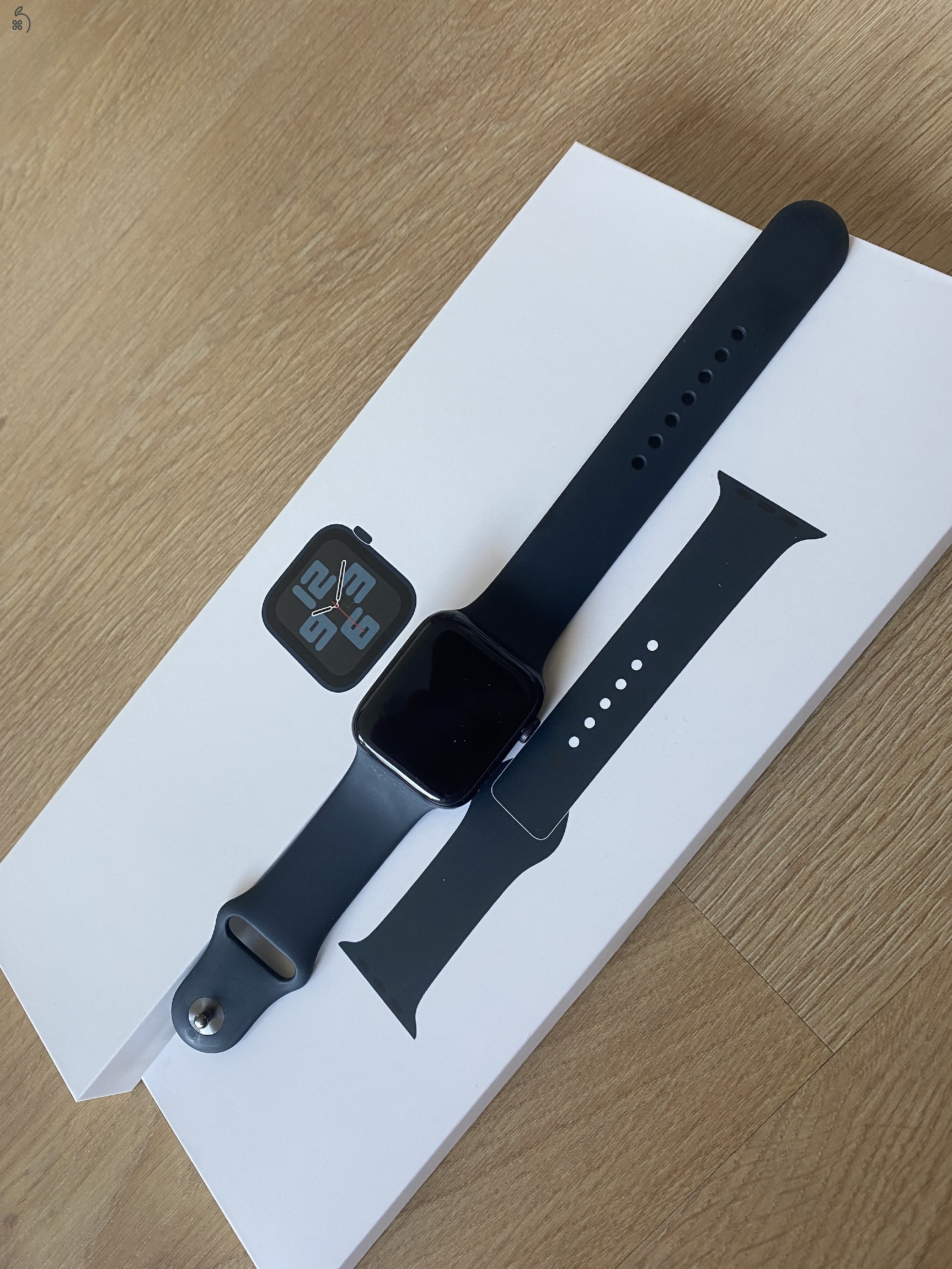 Apple watch SE 100%! 44mm
