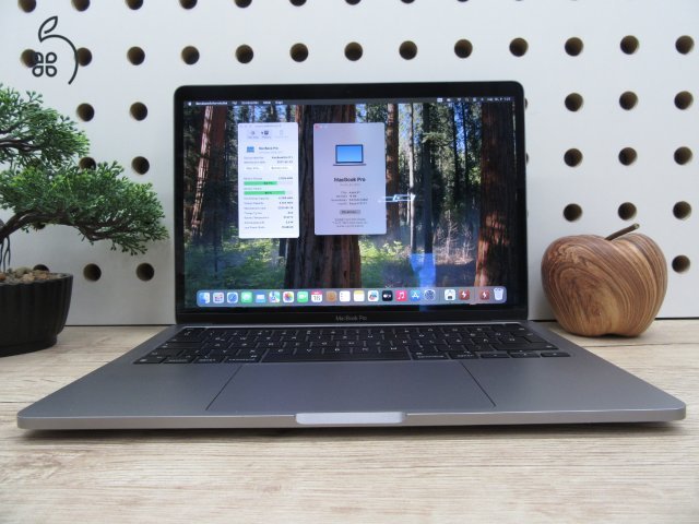 Apple Macbook Pro 13 M1 Touchbar - 2020 - Használt, szép állapot