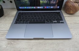 Apple Macbook Pro 13 M1 Touchbar - 2020 - Használt, szép állapot