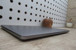 Apple Macbook Pro 13 M1 Touchbar - 2020 - Használt, szép állapot
