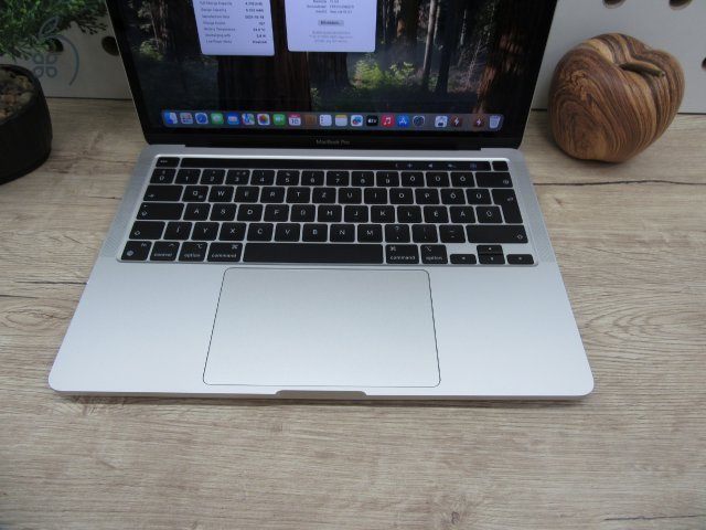  Apple Macbook Pro 13 M1 Touchbar - 2020 - Használt, szép állapot 