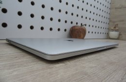  Apple Macbook Pro 13 M1 Touchbar - 2020 - Használt, szép állapot 