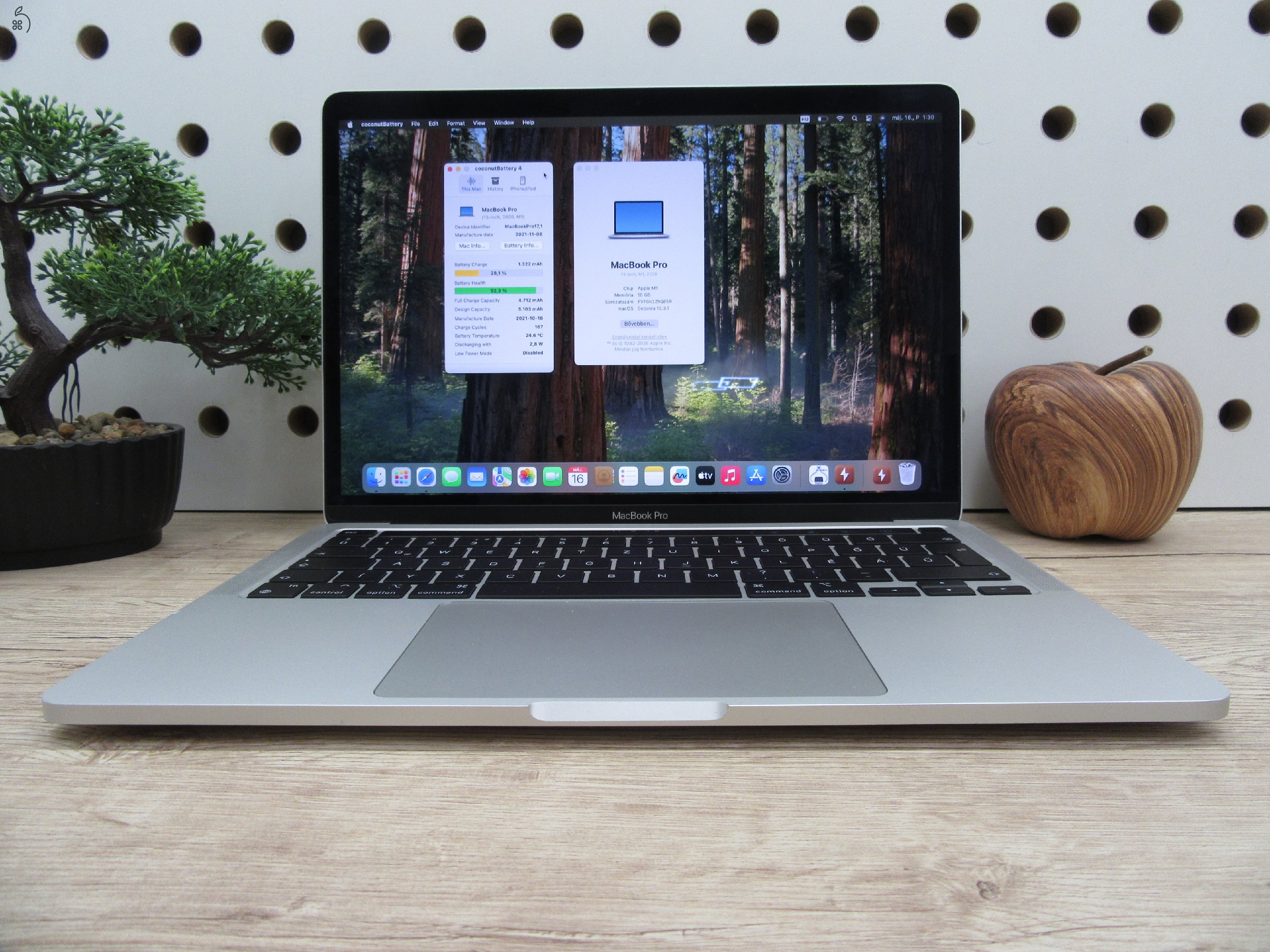  Apple Macbook Pro 13 M1 Touchbar - 2020 - Használt, szép állapot 