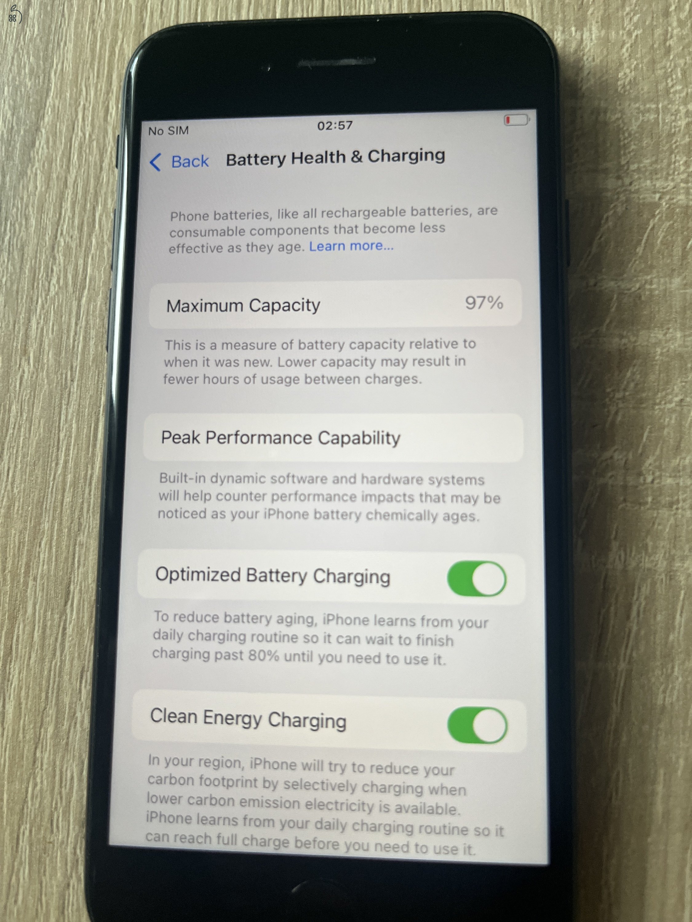 IPHONE SE3 2022 64GB TÖKÉLETES ÁLLAPOT , NAGYON JÓ AKKU,GARANCIA, ÜZLETBŐL