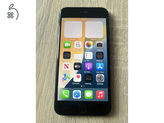 IPHONE SE3 2022 64GB TÖKÉLETES ÁLLAPOT , NAGYON JÓ AKKU,GARANCIA, ÜZLETBŐL