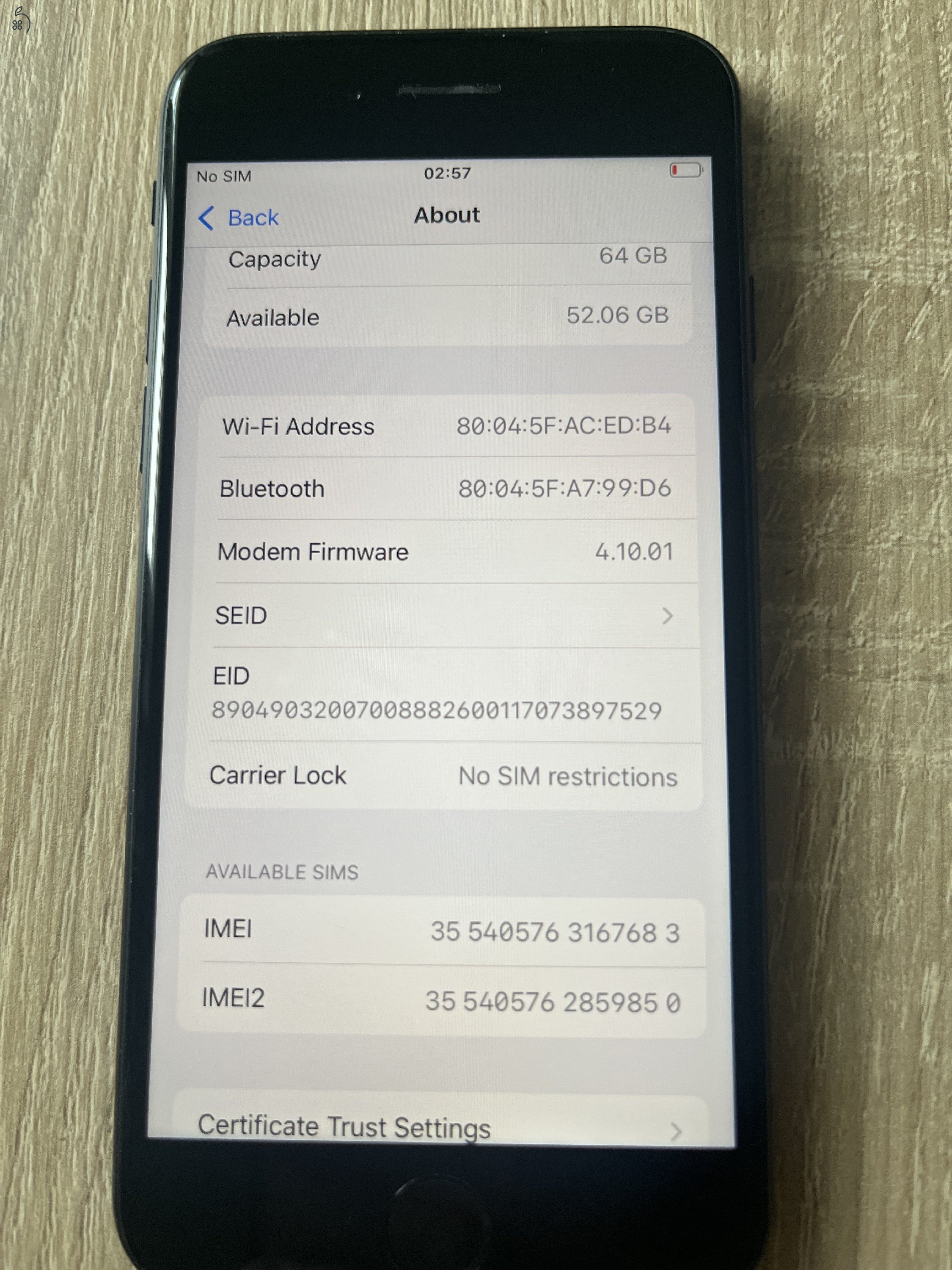 IPHONE SE3 2022 64GB TÖKÉLETES ÁLLAPOT , NAGYON JÓ AKKU,GARANCIA, ÜZLETBŐL