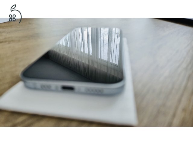 iPhone 15 256 GB(kék)