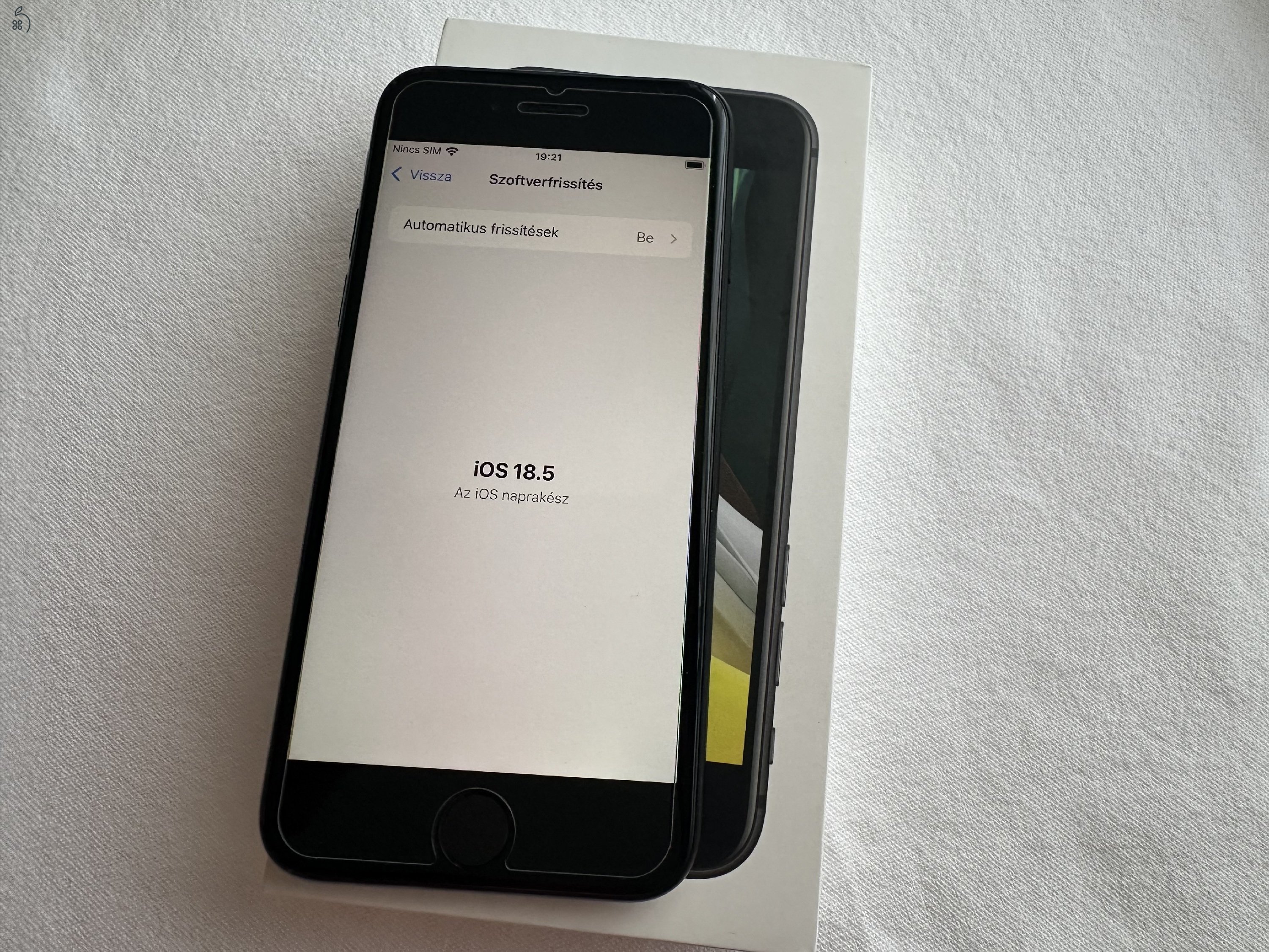 Tökéletes állapotú iPhone SE 64GB!!