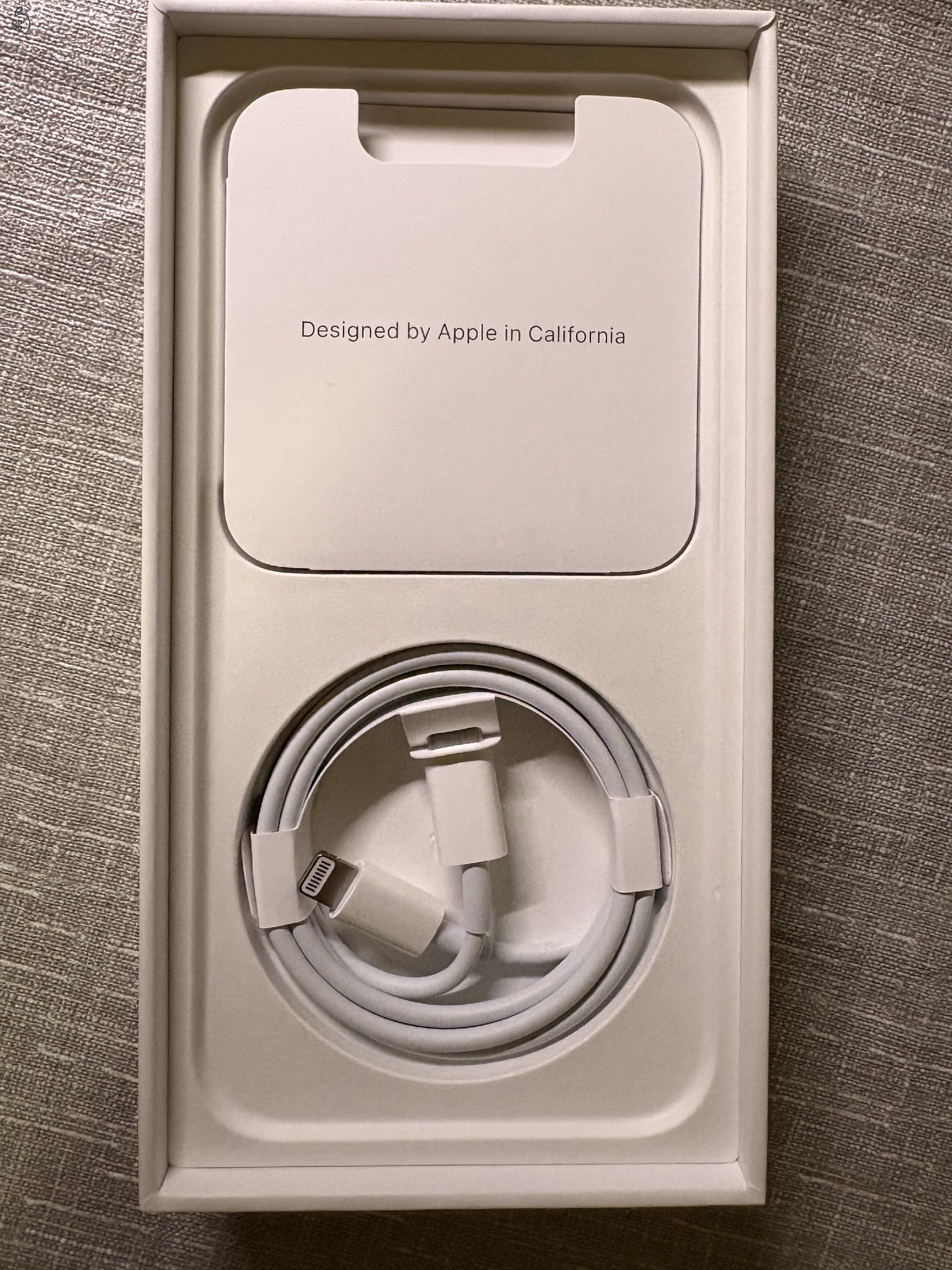 Iphone 14 128GB kék Apple garanciával, 100% akku, újszerű, tökéletes állapot, tokkal és új fóliával