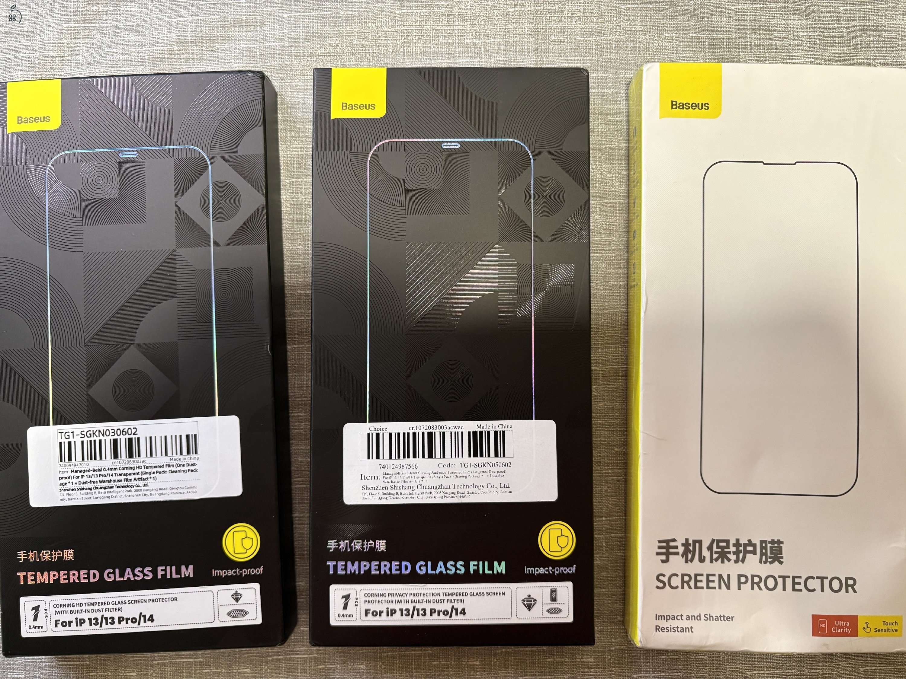 Új Iphone 13/13 Pro és Iphone 14 prémium tempered glass és betekintés gátló fólia felhelyező kerettel