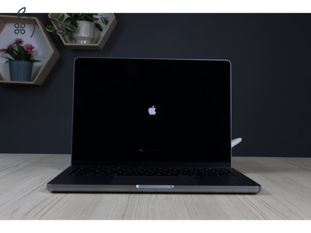 Macbook Pro 14