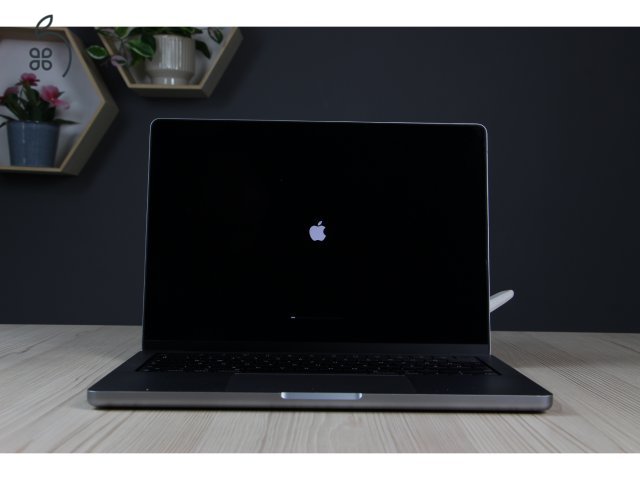 Macbook Pro 14