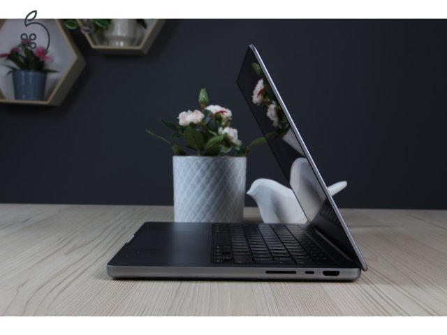 Macbook Pro 14