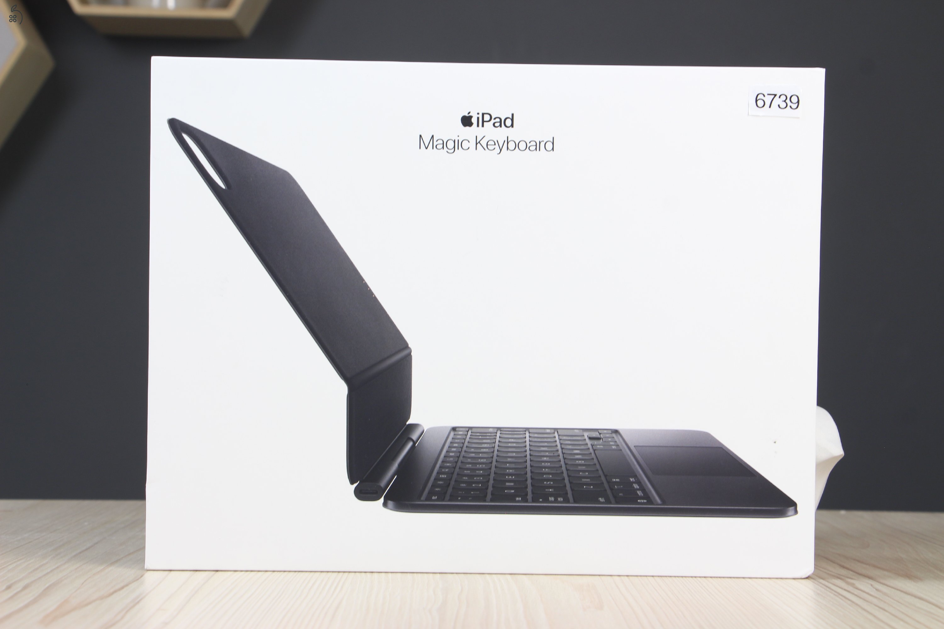 Apple Magic Keyboard for iPad Pro 11