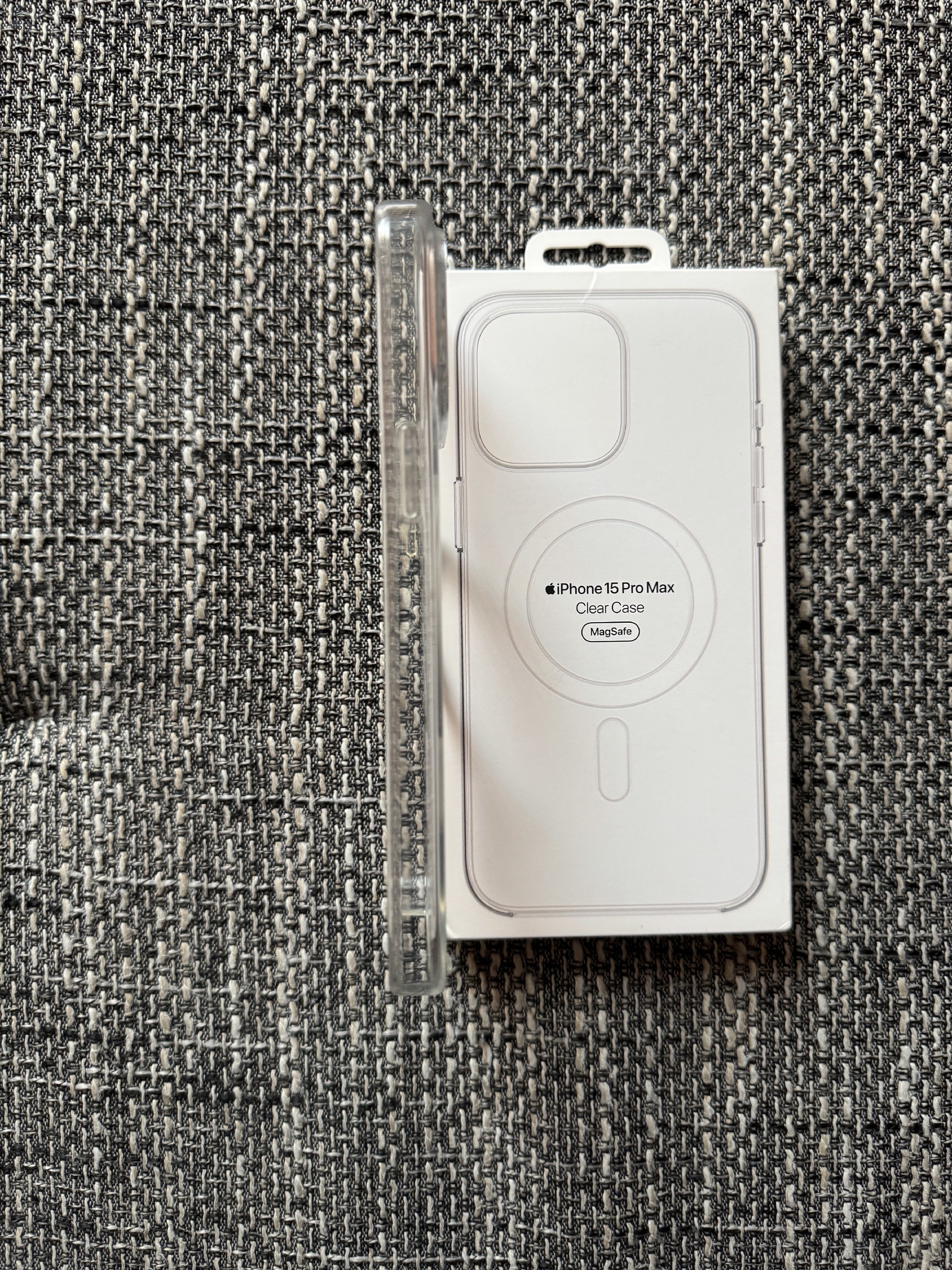 iPhone 15 Pro Max Eredeti Clear Case MagSafe tok eladó