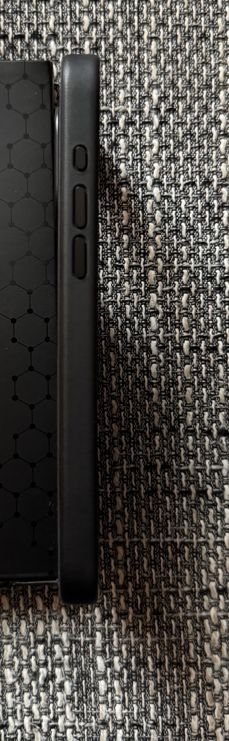 iPhone 15 Pro Max Eredeti FineWoven fekete MagSafe tok eladó