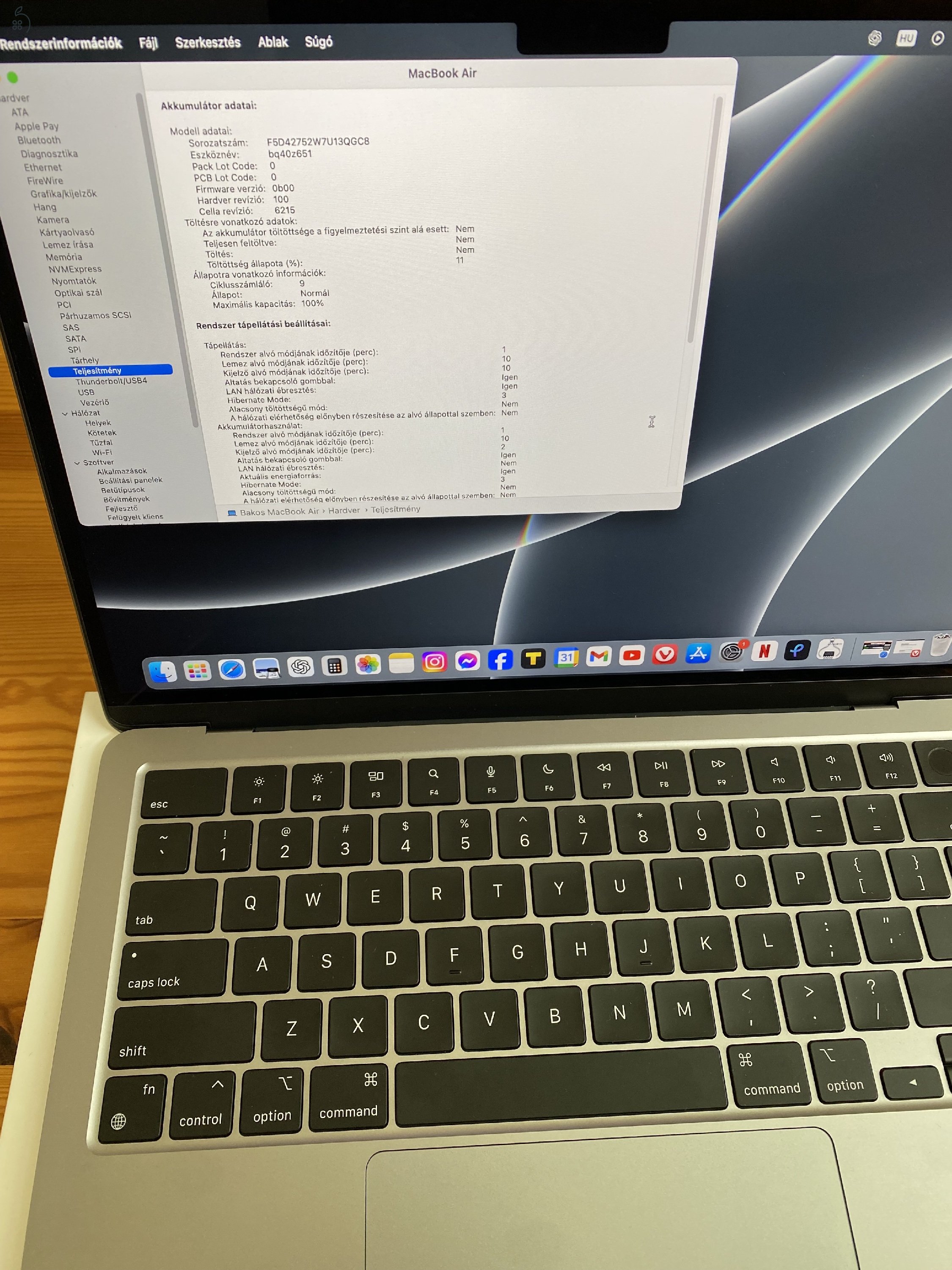MacBook Air 13.6” M2 – 16GB / 256GB – 100% akku Hibátlan állapot