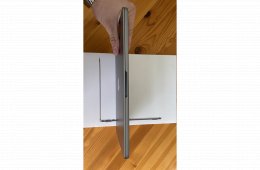 MacBook Air 13.6” M2 – 16GB / 256GB – 100% akku Hibátlan állapot