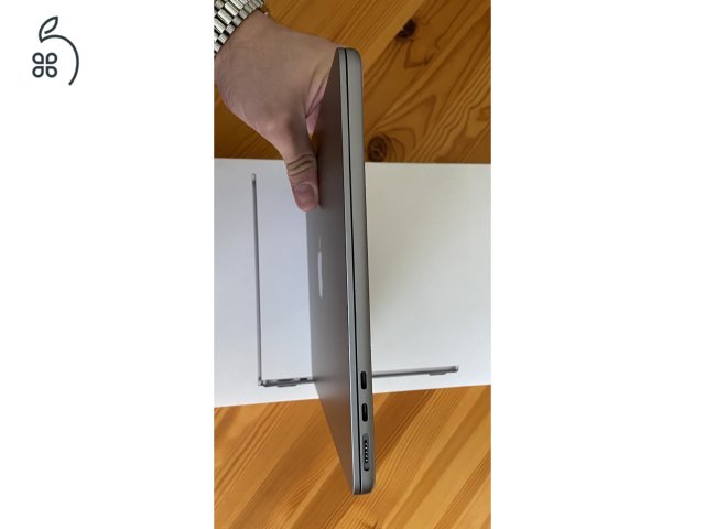 MacBook Air 13.6” M2 – 16GB / 256GB – 100% akku Hibátlan állapot