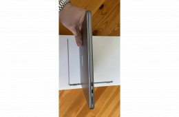 MacBook Air 13.6” M2 – 16GB / 256GB – 100% akku Hibátlan állapot