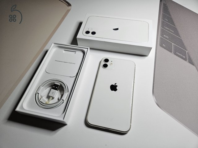 Apple iPhone 11 64Gb Fehér Kártyafüggetlen