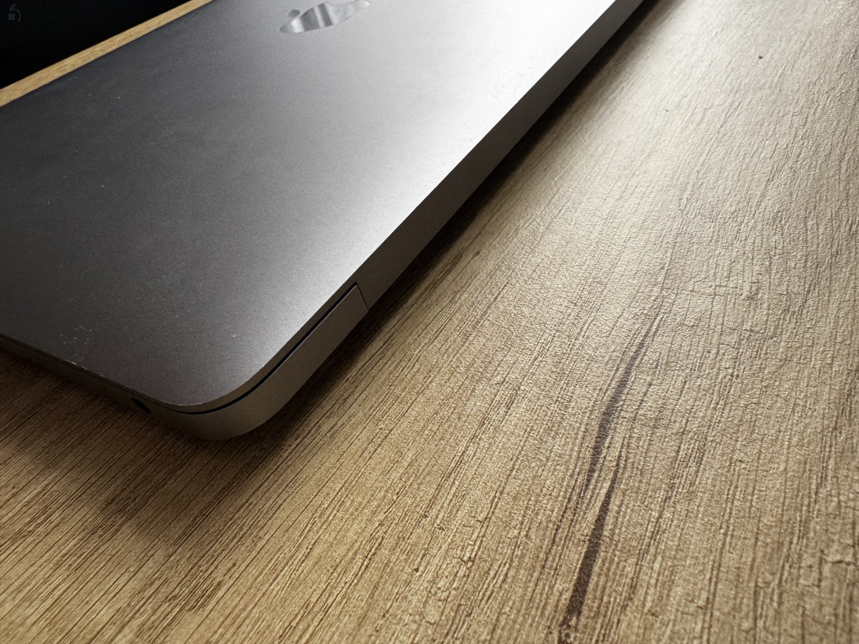 Macbook Air 13 M1 - 512 GB SSD, 8 GB RAM
