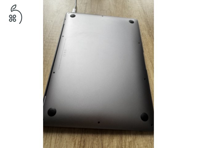 Macbook Air 13 M1 - 512 GB SSD, 8 GB RAM