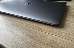 Macbook Air 13 M1 - 512 GB SSD, 8 GB RAM