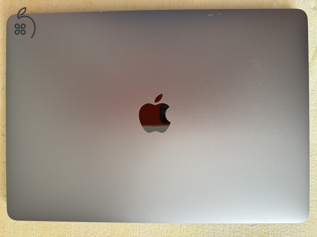 Eladó hibátlan MacBook Pro 13 , M1, 2020-as 256GB-os asztroszürke