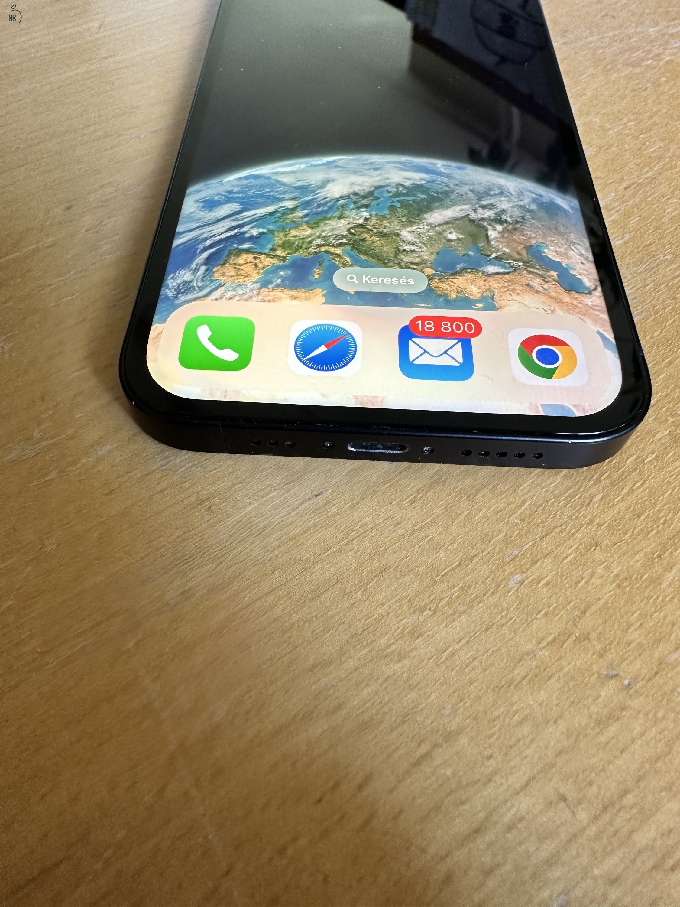 Kártyafüggetlen, karcmentes szép iPhone 12, 128 GB eladó